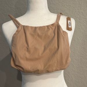 Skims fits everybody strappy back cami size xxs color mica